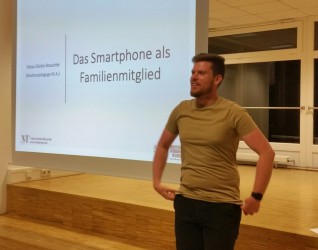 Das Smartphone als Familienmitglied - Vortrag am DBG am 30.04.2019